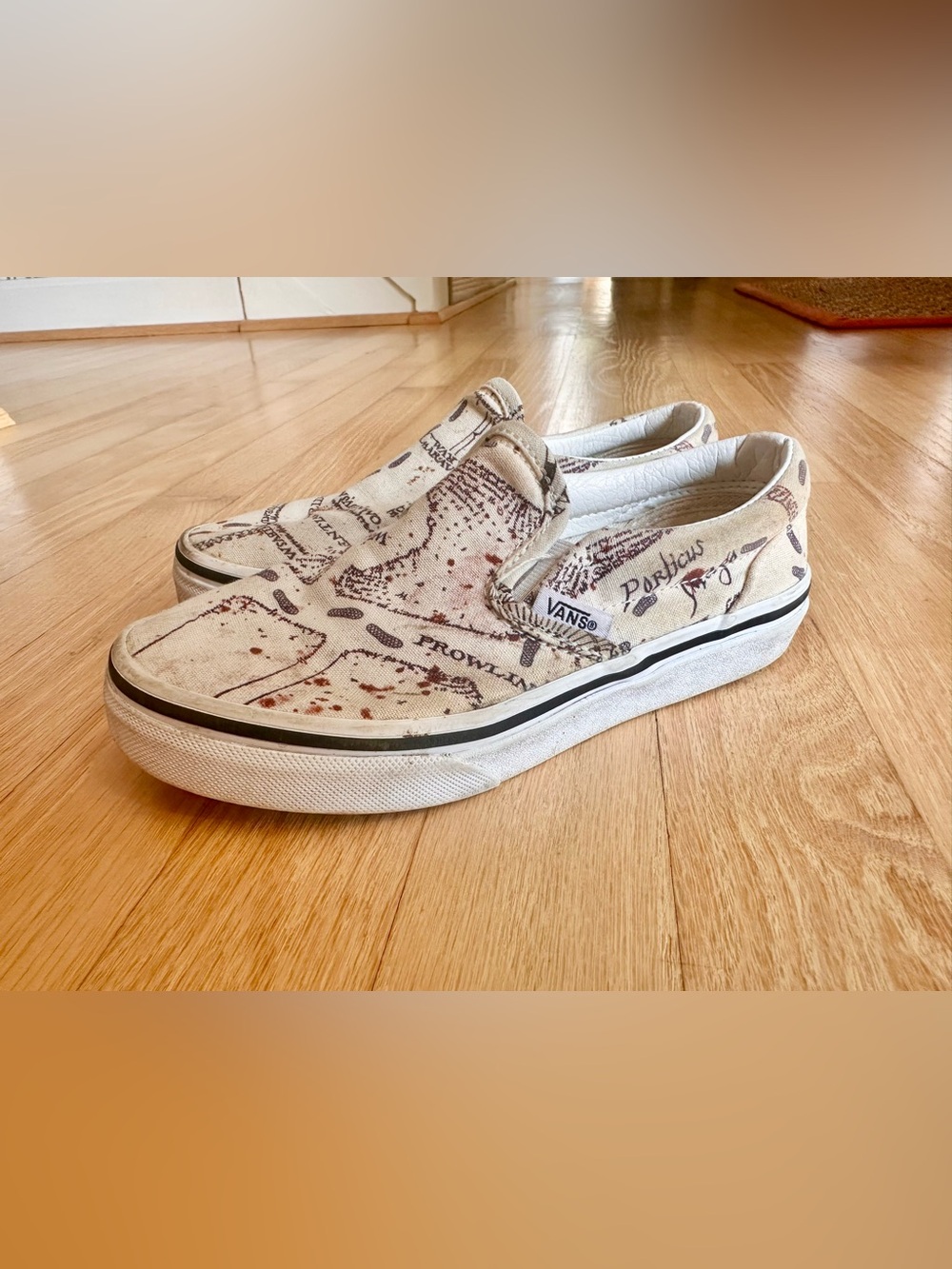 Vans limited edition rare Harry Potter marauders map Sz 1 kids
